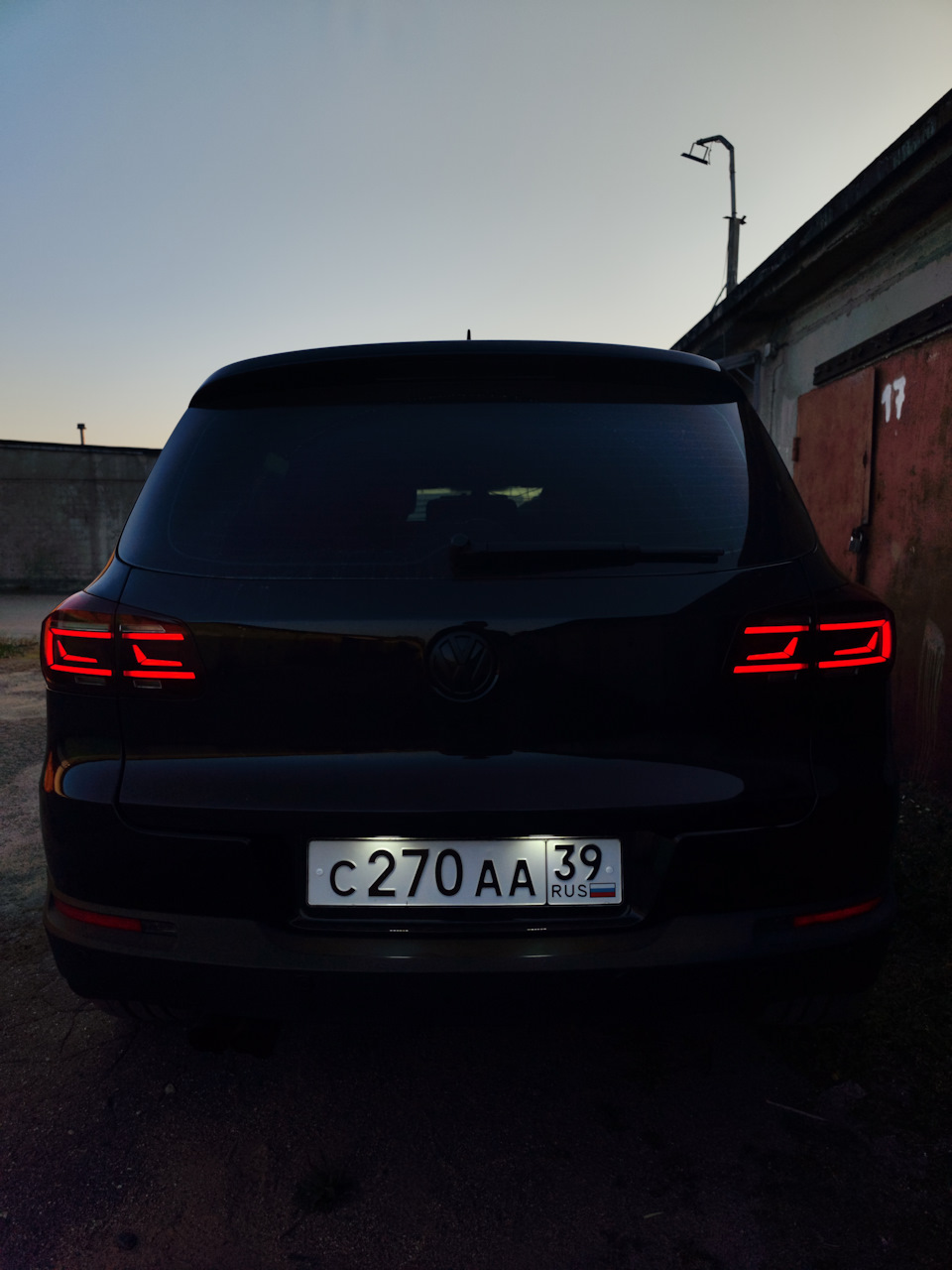 Выглядит просто 💣 — Volkswagen Tiguan (1G)