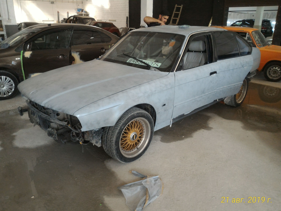 Загрунтована готова к проявлению — BMW 5 series (E34)