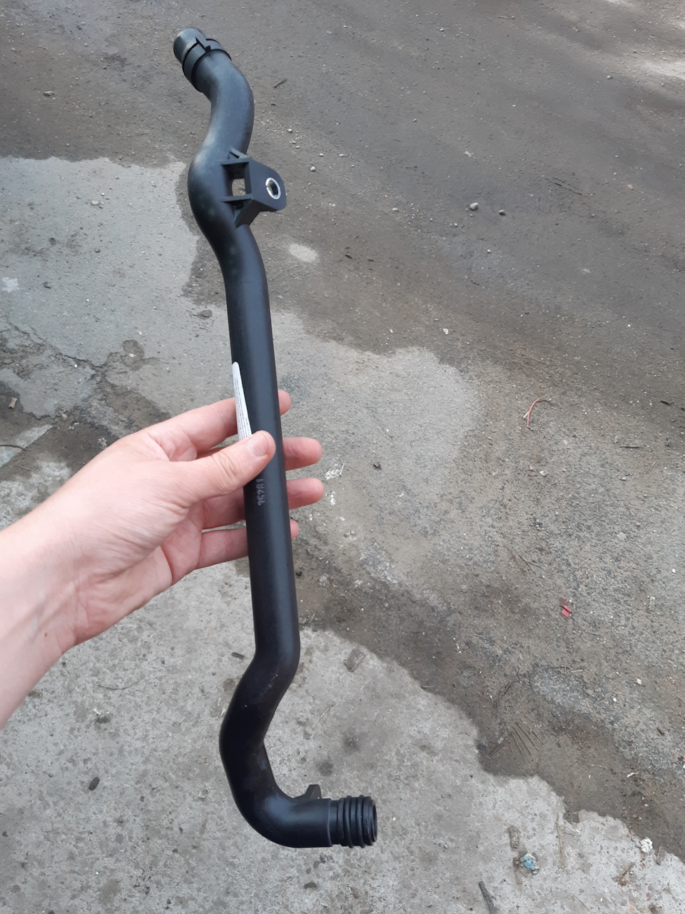 Вот она — BMW 11531705210 — 1721 р. — BMW 3 series (E46). Запчасти на фото: 11531705210