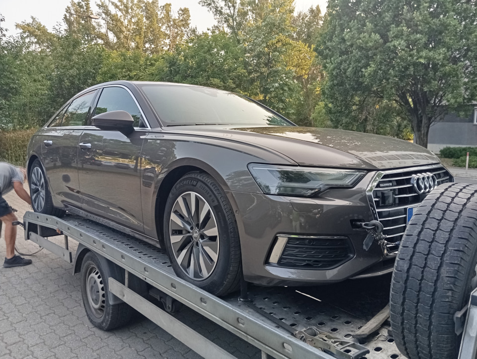 Photo from the logbook Audi A6 (C8)