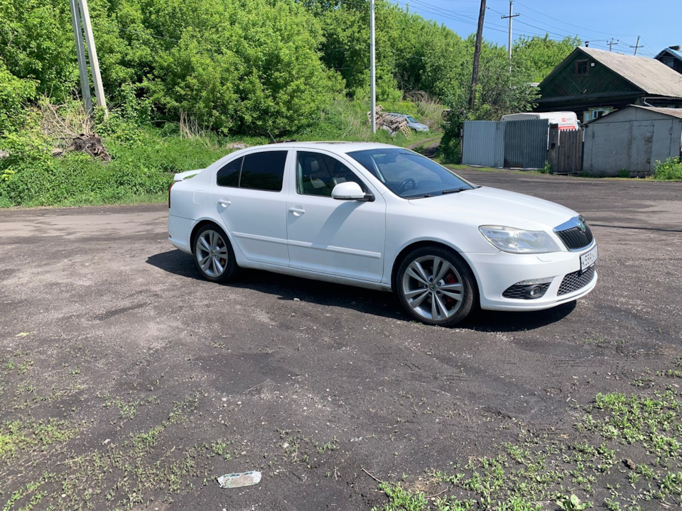 Фото в бортжурнале Skoda Octavia RS A5 Mk2