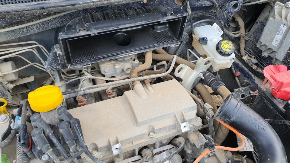 Фото в бортжурнале Renault Sandero 2G