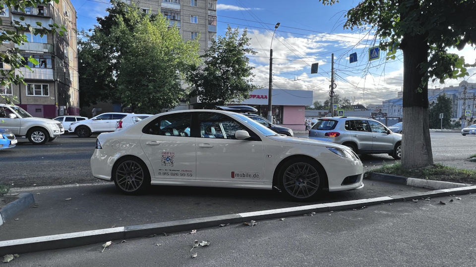 Вот как будет смотреться с родными alu65 не представляю, возможно сниму наклейки. — Saab 9-3 (2G)
