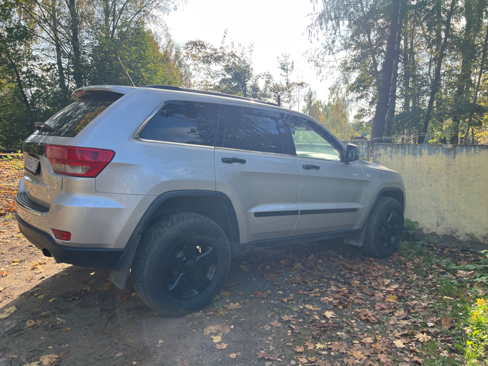 Фото в бортжурнале Jeep Grand Cherokee (WK2)
