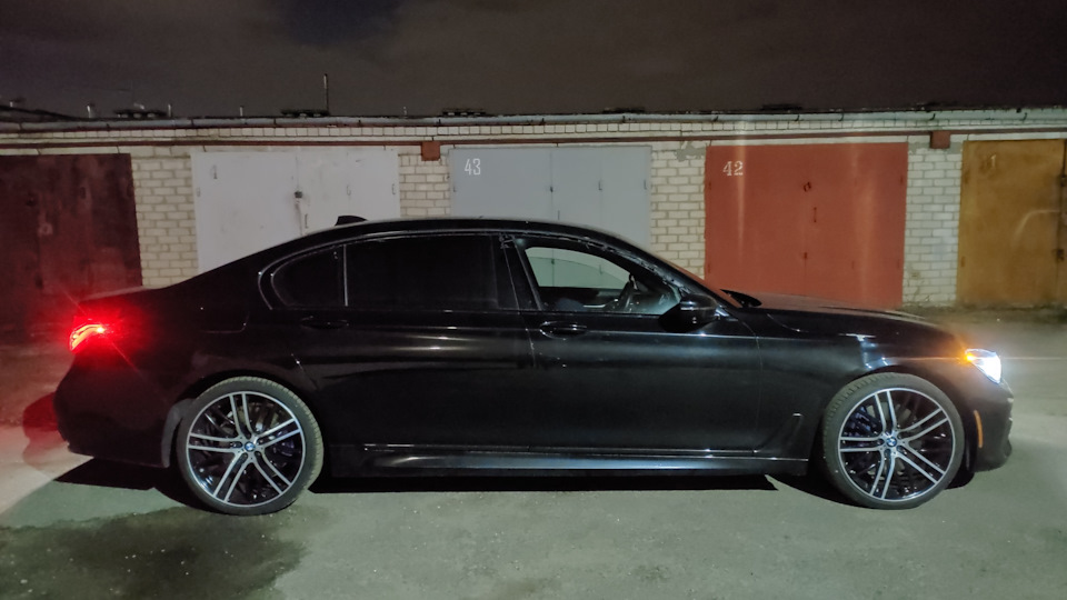 BMW 7 series "Жишка" 740Li