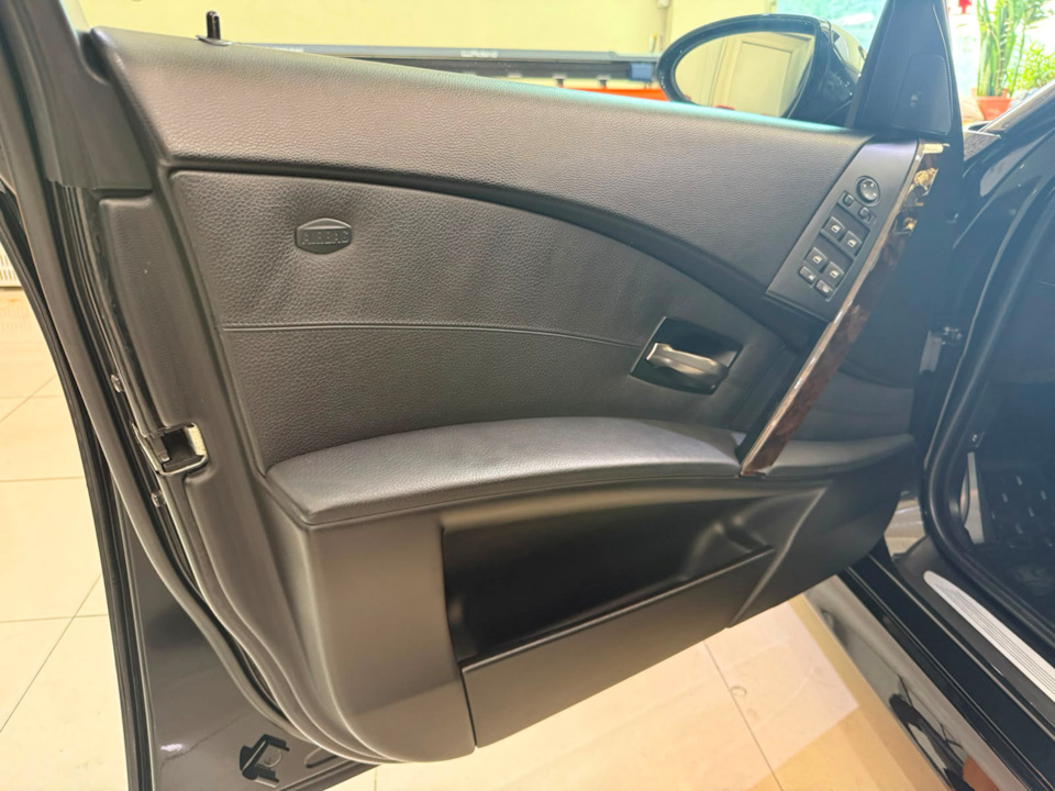 Фото в бортжурнале BMW 5 series (E60)