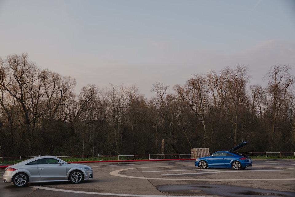Фото в бортжурнале Audi TTS (1G)
