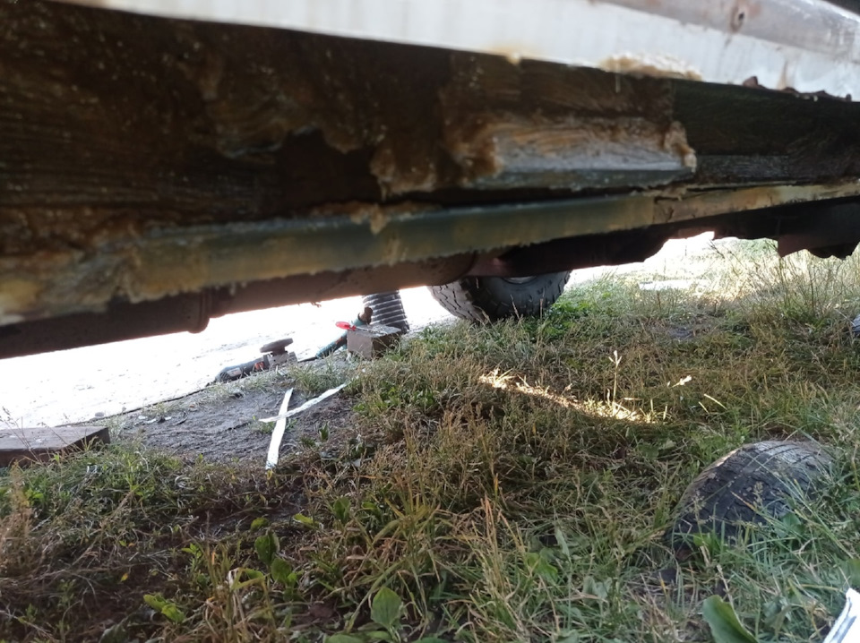 Тут тоже но в другом месте — Jeep Grand Cherokee (ZJ)