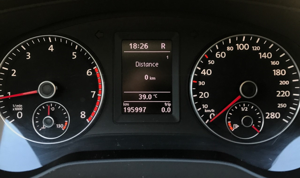 Это вот, если что, сколько сегодня за бортом было — Volkswagen Jetta VI