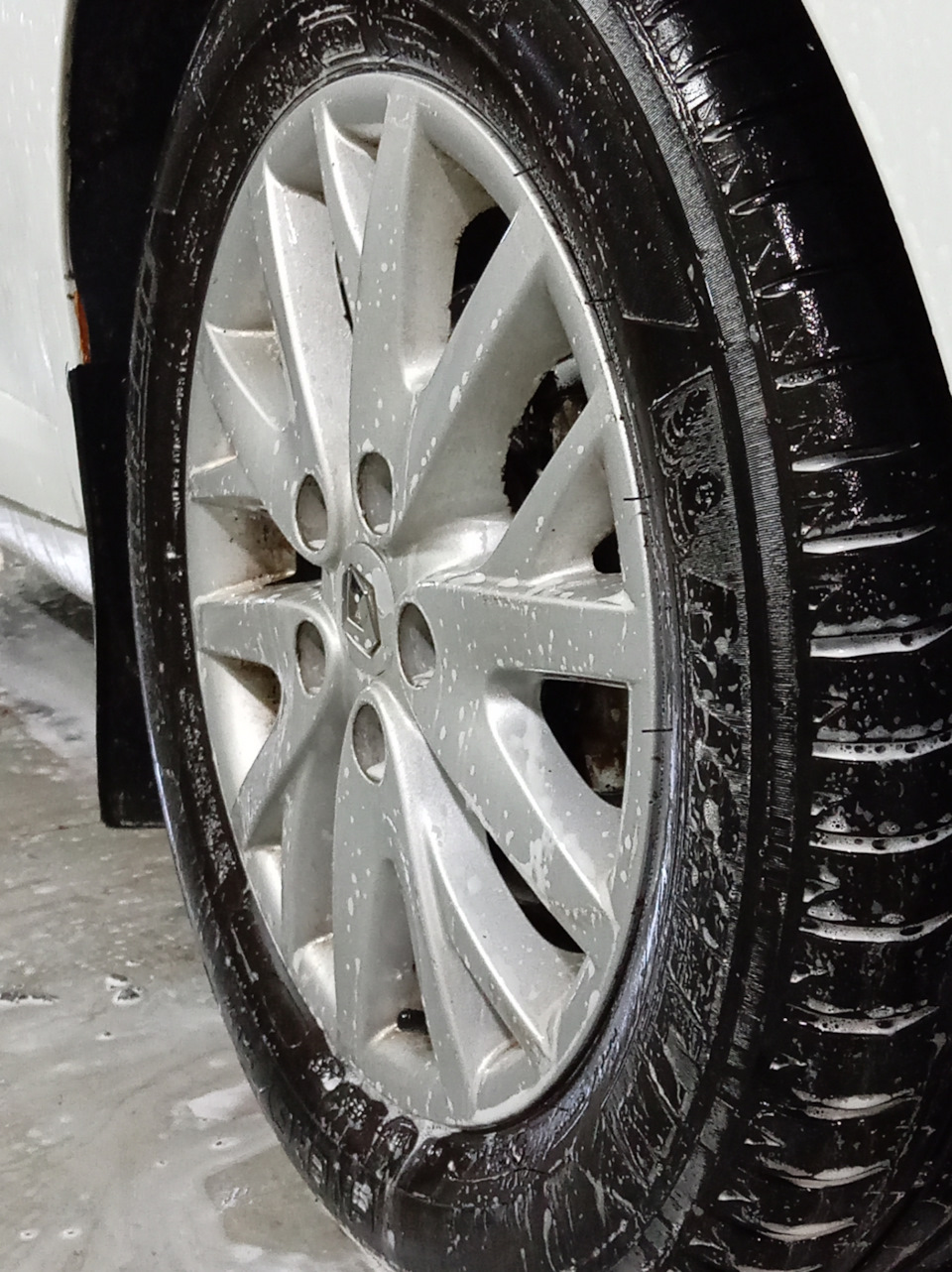 Photo from the logbook Renault Megane III