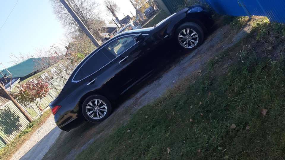 Infiniti M 37