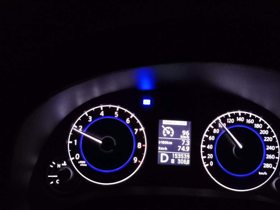 Фото в бортжурнале Infiniti G25