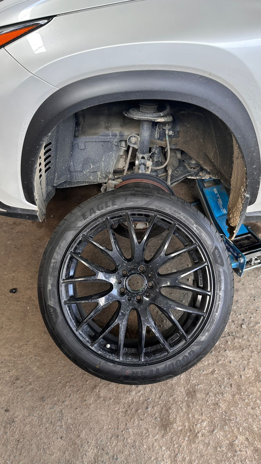 Фото в бортжурнале Lexus NX (1G)