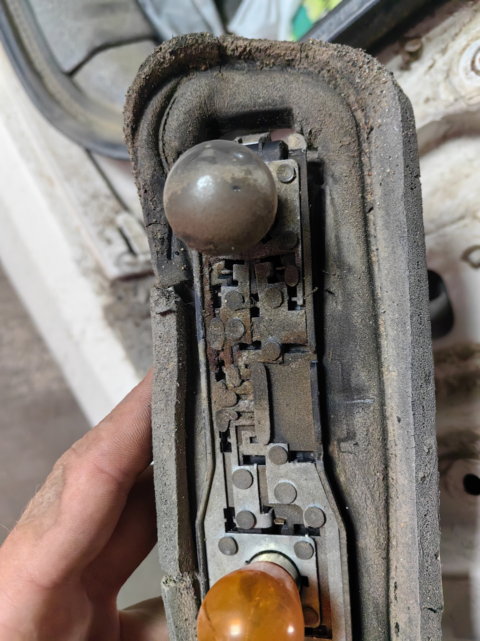 А я думал чё половина работает… — Nissan March (K12)