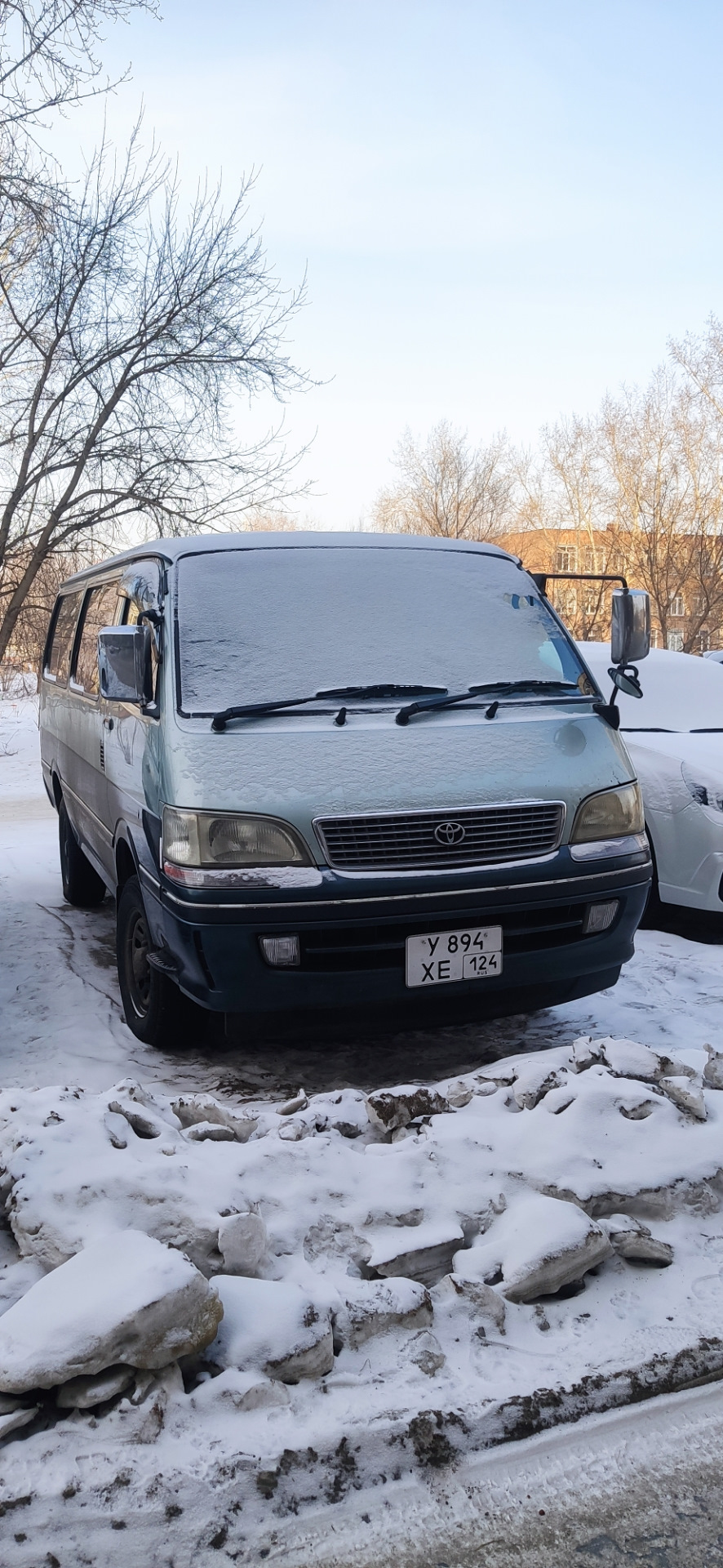 Фото в бортжурнале Toyota HiAce (H100)