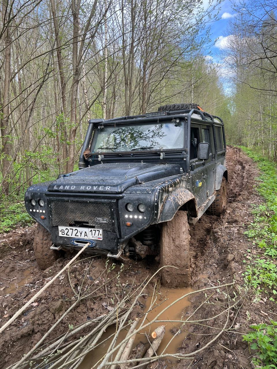1 — Land Rover Defender (L315/L316)