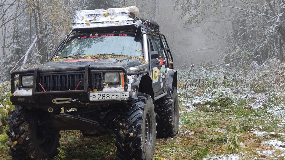 Jeep Cherokee Чиромог