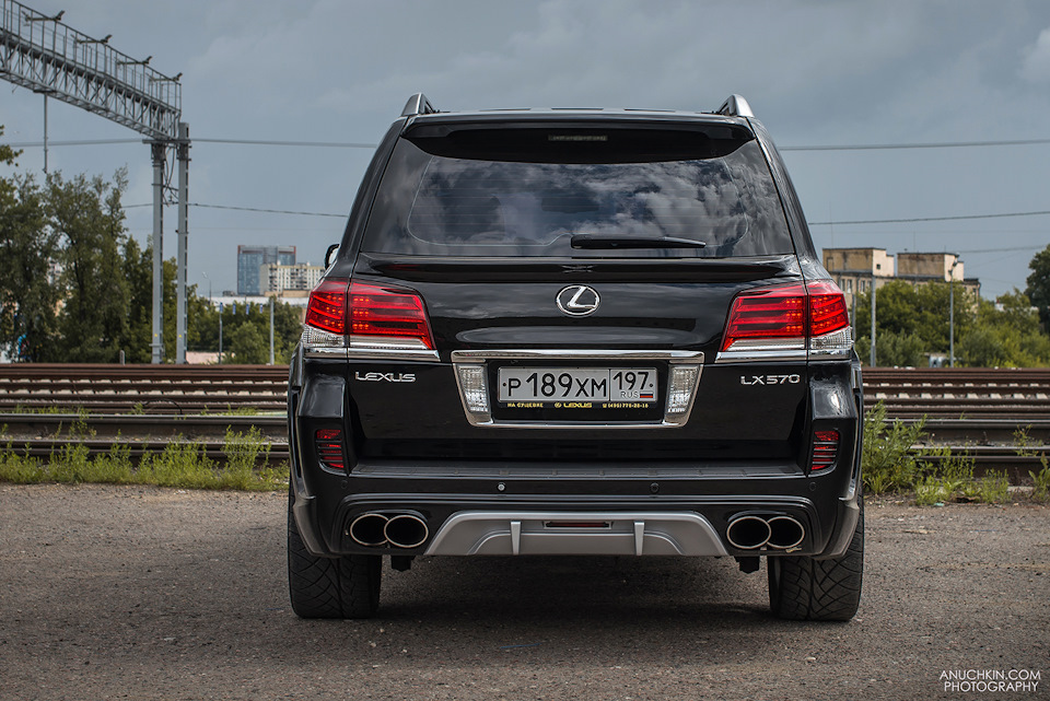 Фото в бортжурнале Lexus LX (URJ200/URJ201)