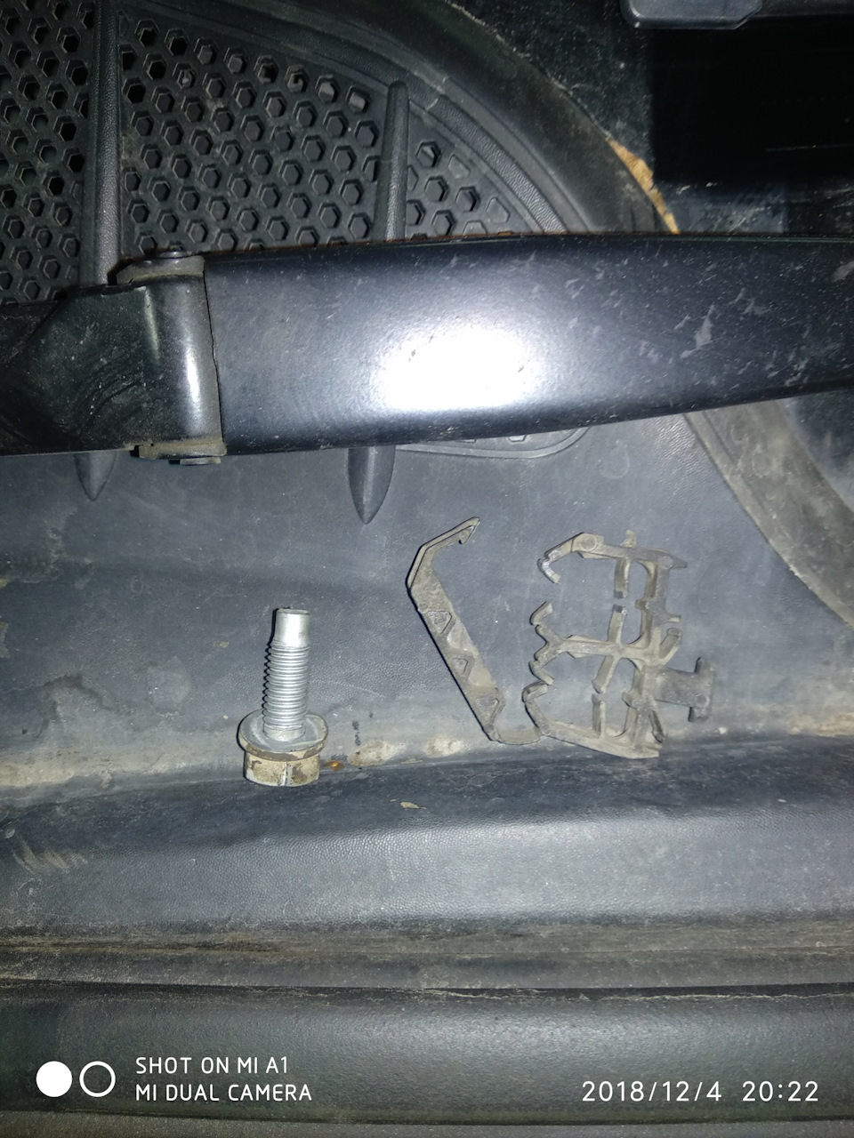 . — Peugeot 408 (1G)