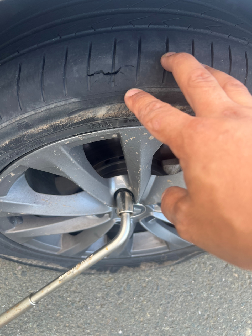 Фото в бортжурнале Renault Megane IV