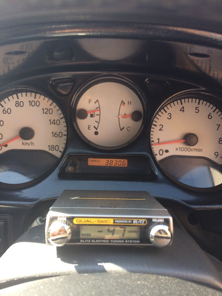 3800 — Toyota Caldina (210)