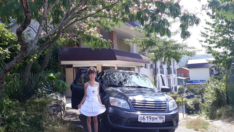 Lada Гранта Лифтбек BORNEO