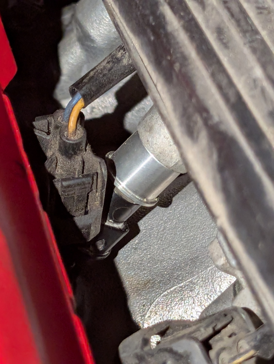 Положение адаптеров в установленной рампе — Honda Civic Hatchback (6G)