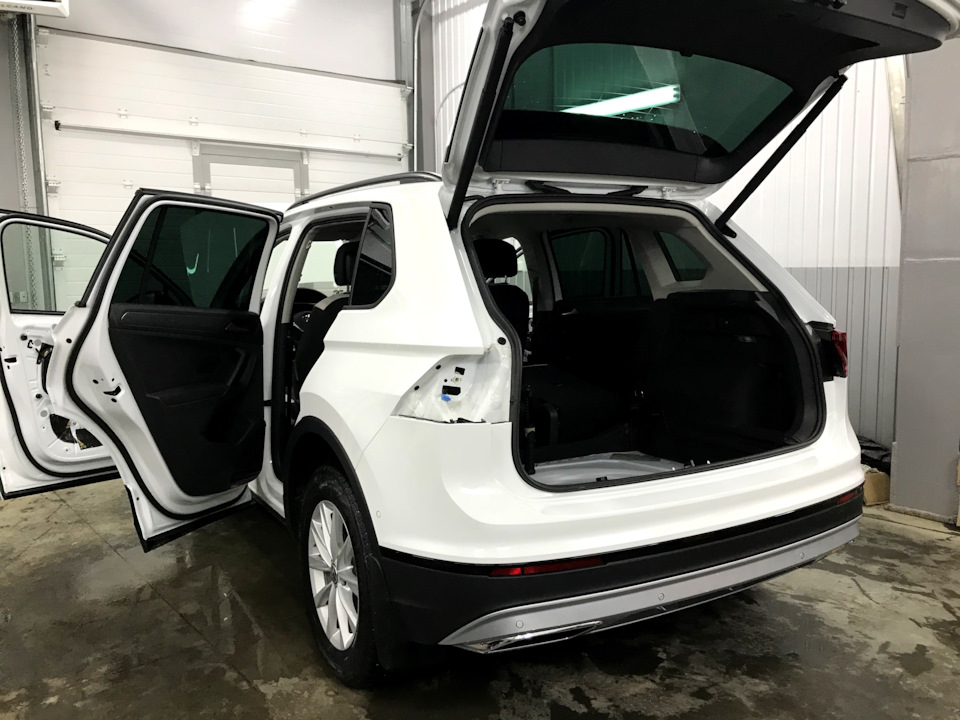 Фото в бортжурнале Volkswagen Tiguan (2G)
