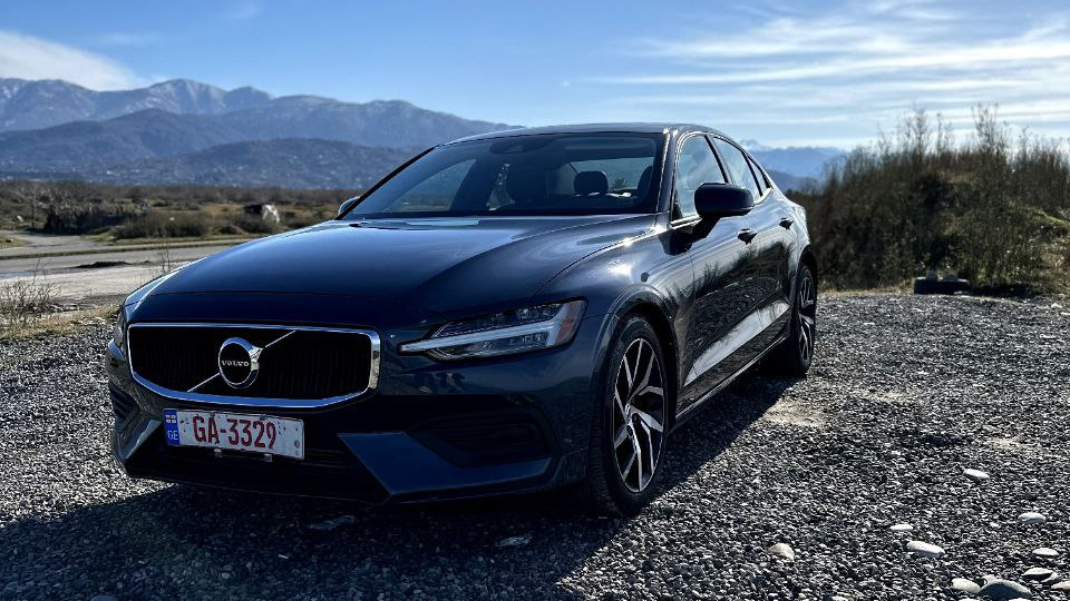 Volvo S60 Серый Галчонок