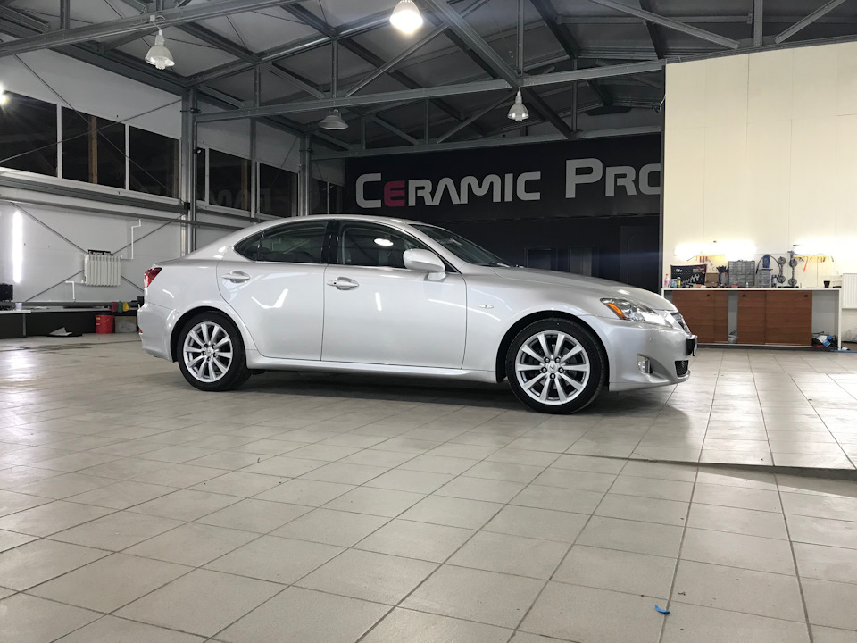 7 — Lexus IS II