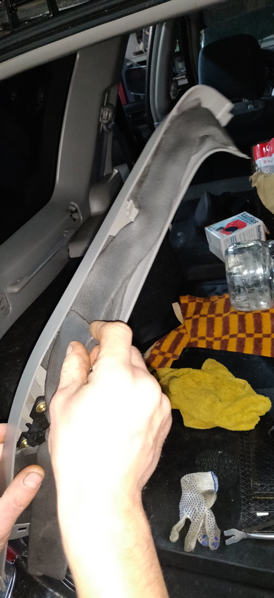 Так проклеивали новой шумкой — Subaru Forester (SG)