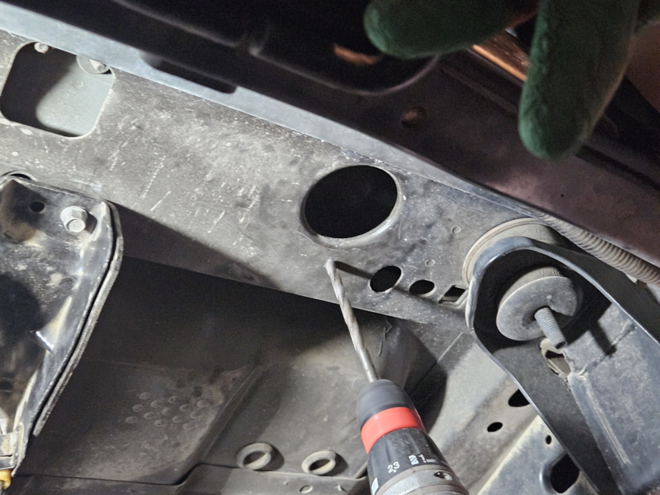Фото в бортжурнале Ford Explorer (4G)