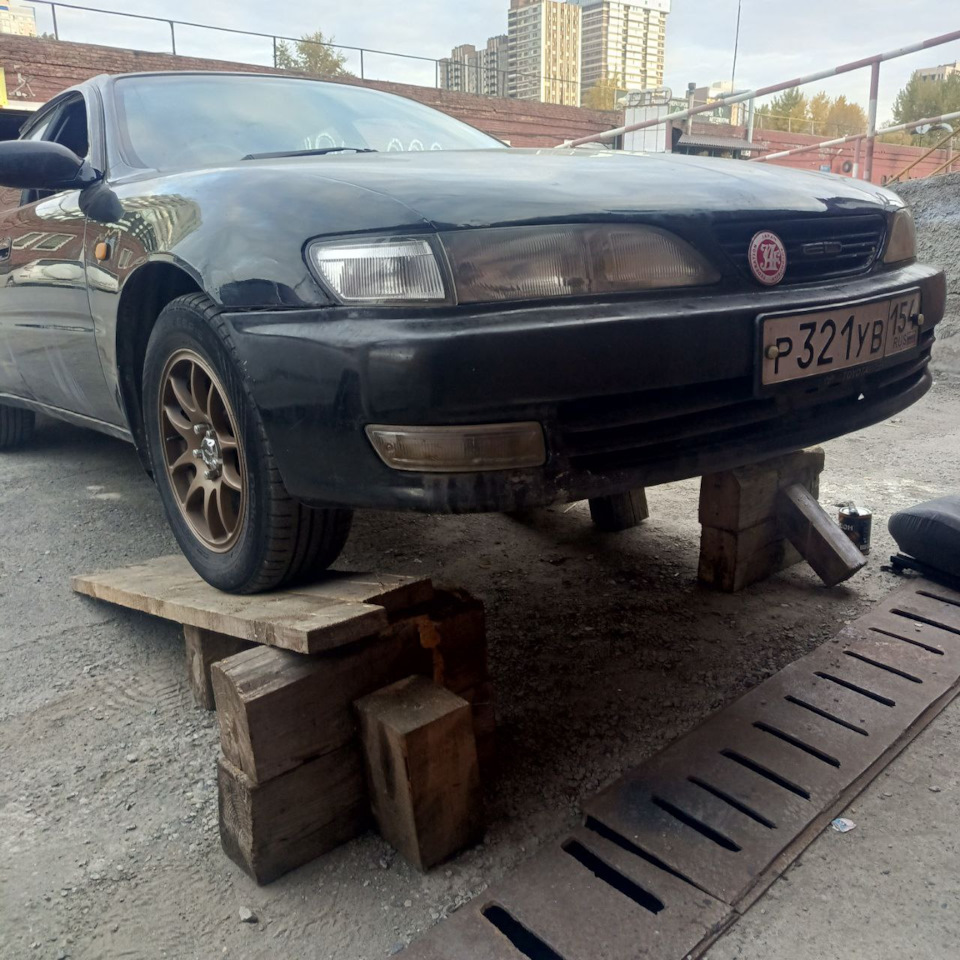 Фото в бортжурнале Toyota Carina ED (3G)