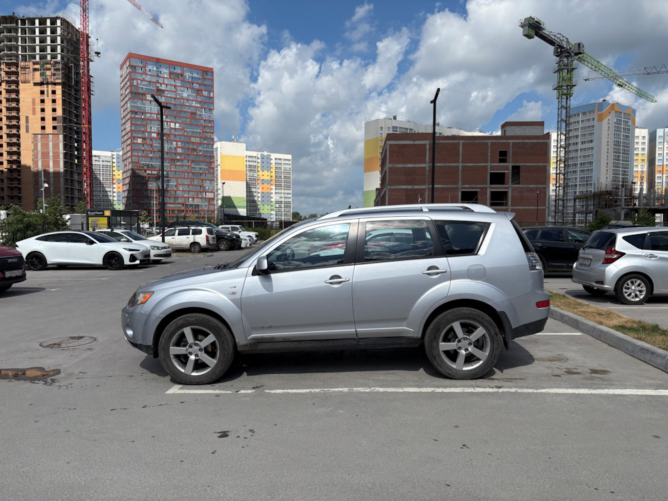 Фото в бортжурнале Mitsubishi Outlander XL