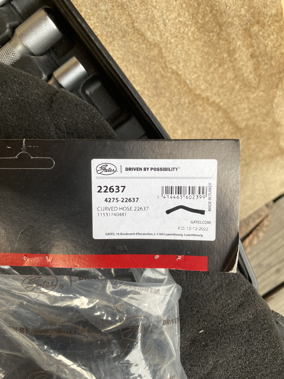 Photo from the logbook BMW 5 series (E39). Found on photo: 22637, 427522637, 11531740481, 122022