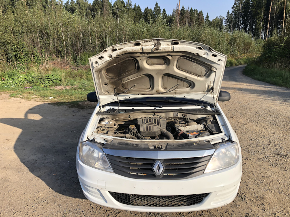 Фото в бортжурнале Renault Logan (1G)