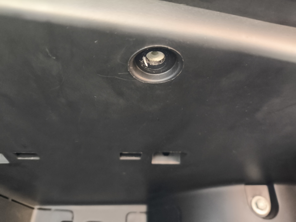 Два — Citroen Grand C4 Picasso (2G)