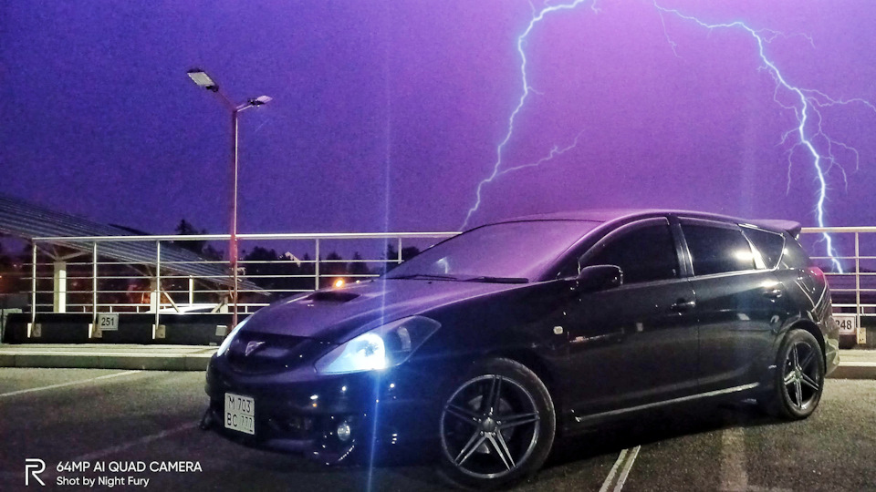 Toyota Caldina 2.0 ZT 4WD Night Fury