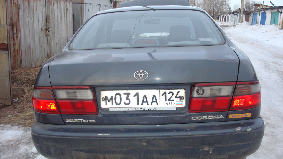 Toyota Corona серая мышка