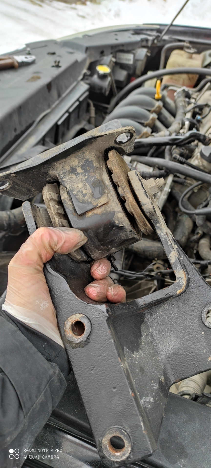подушка — Geely Emgrand EC7 FE-1