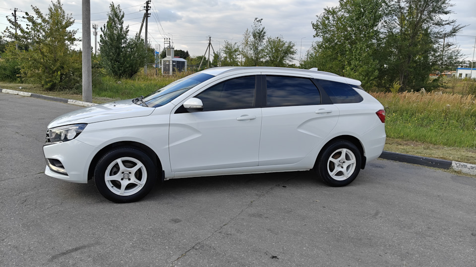 Lada Vesta SW