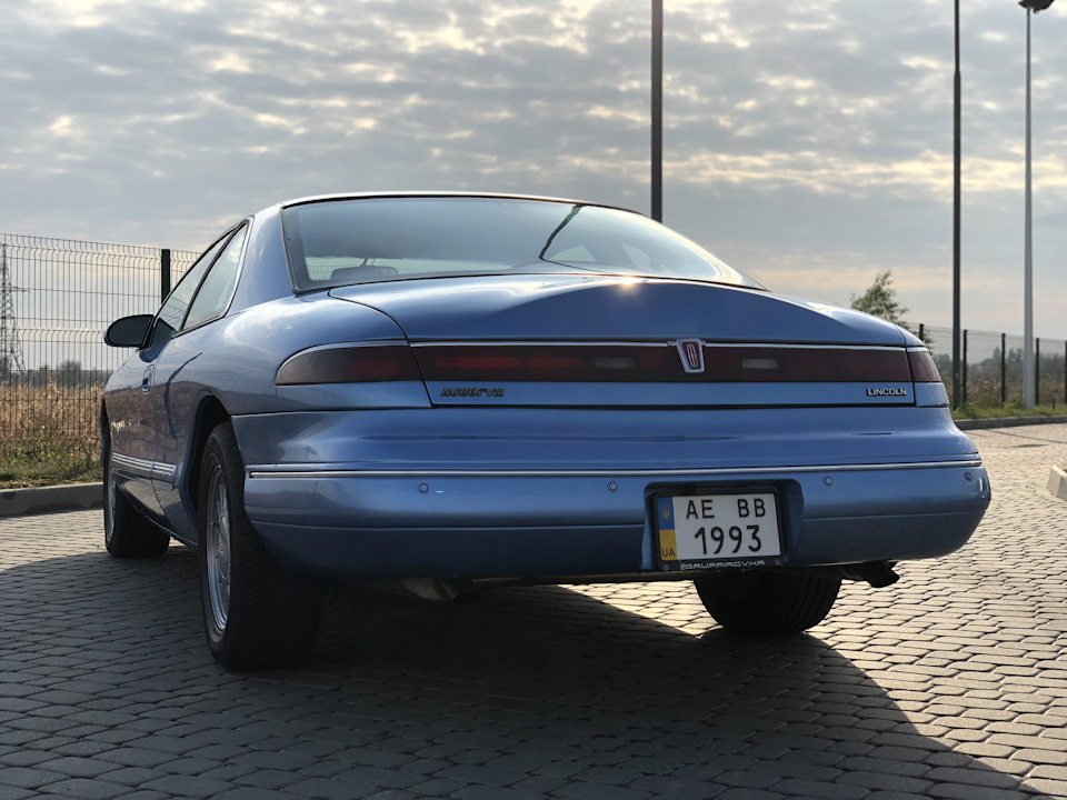 Фото в бортжурнале Lincoln Mark VIII