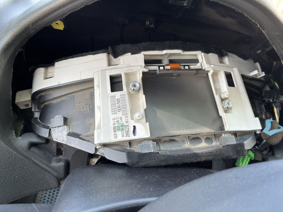 дорест — Volvo S40 (2G). Запчасти на фото: 30728642