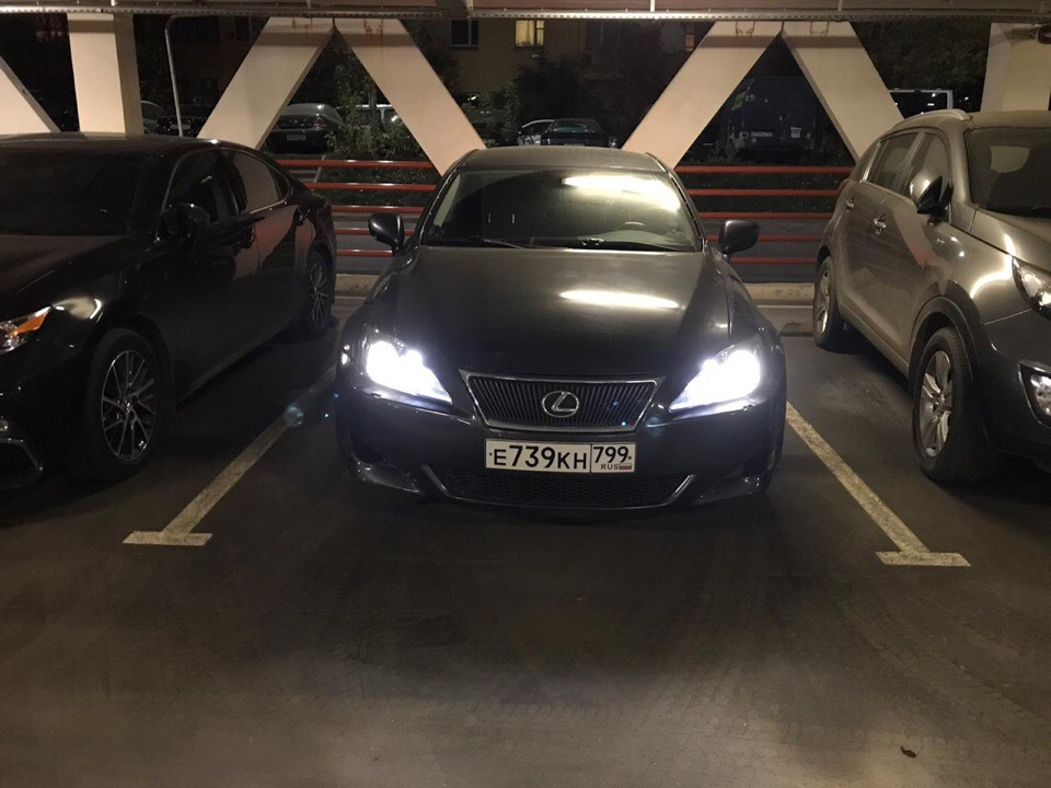 Фото в бортжурнале Lexus IS II