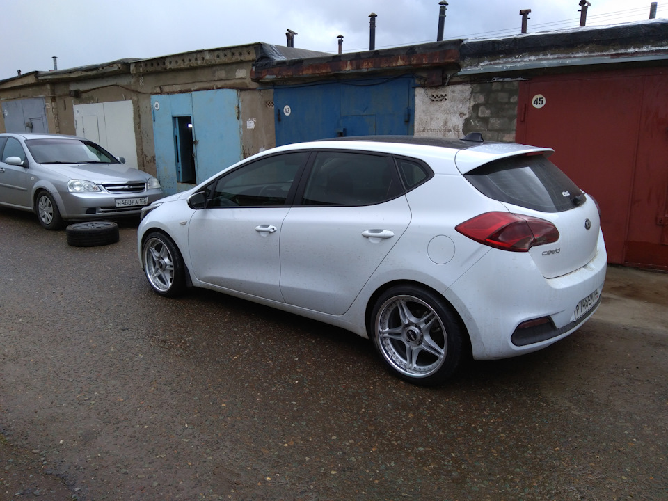 Фото в бортжурнале KIA Ceed (2G). Запчасти на фото: PA1023