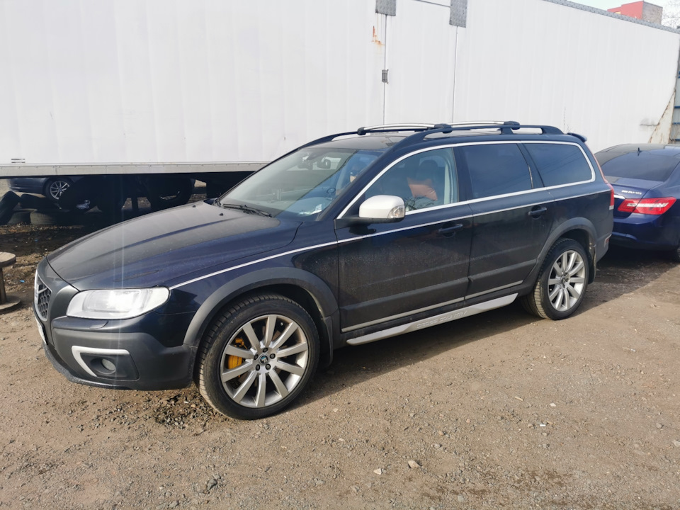 Фото в бортжурнале Volvo XC70 III