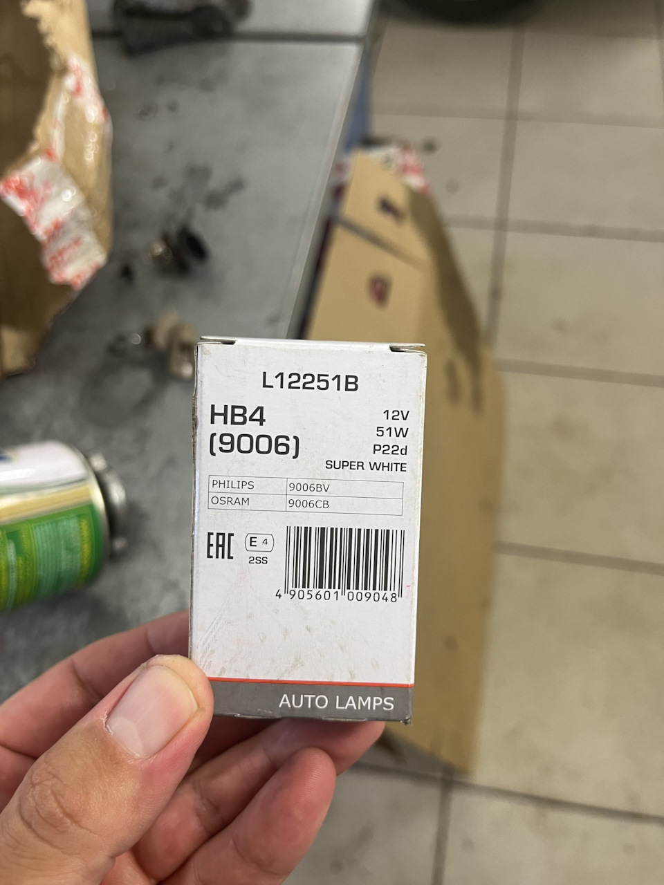 Фото в бортжурнале Subaru Outback (BR). Запчасти на фото: L12251B, 9006, 9006BV, 9006CB