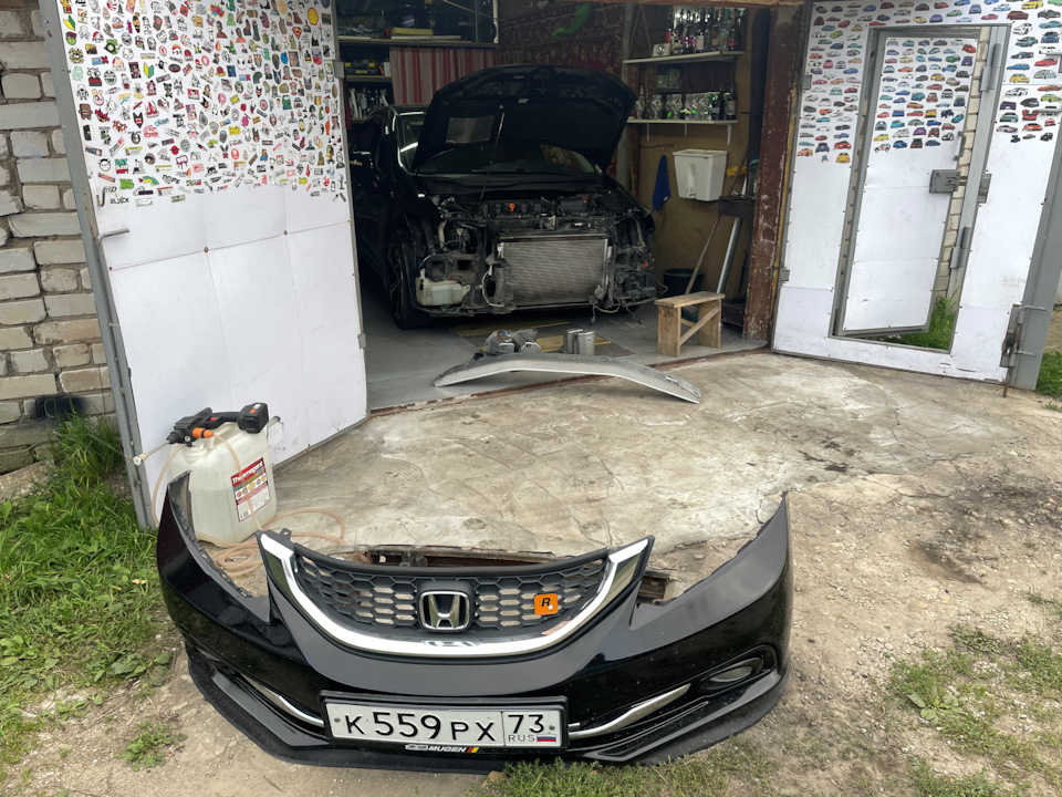Фото в бортжурнале Honda Civic 4D (9G)
