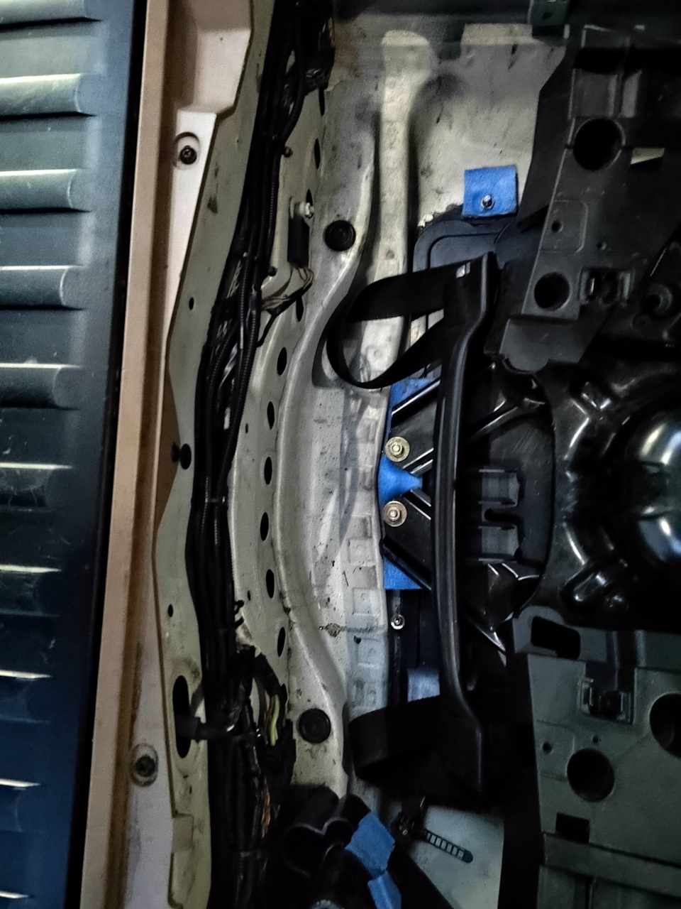 Фото в бортжурнале BMW X5 (E53)