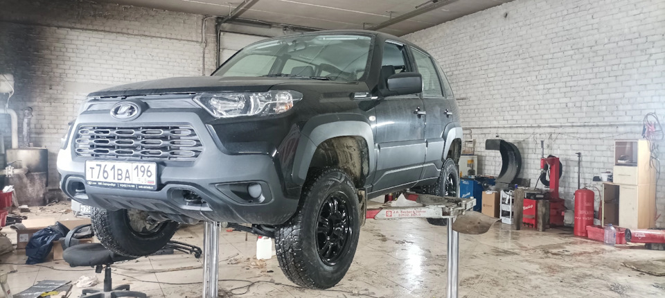 Фото в бортжурнале Lada Niva Travel
